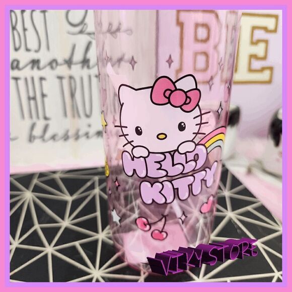 NWT Hello Kitty Charm: Clear Plastic 28 oz Water Bottle NWT - Picture 2 of 5